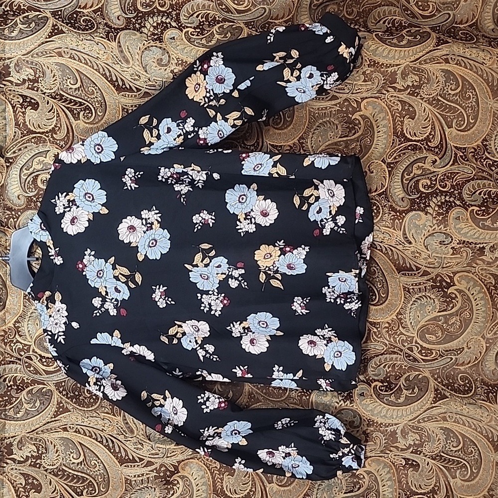 Forever 21 Floral Blouse